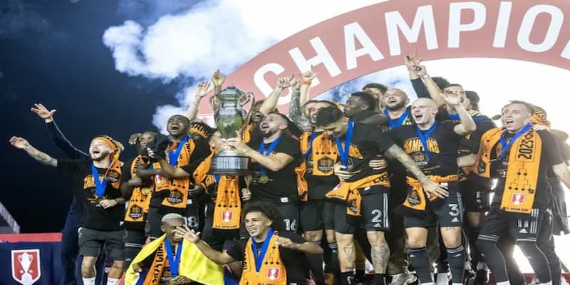 Houston Dynamo đánh bại Inter Miami để nâng cao chiếc cúp vô địch thứ 2 cho mình