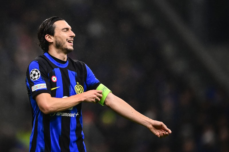 Darmian thi đấu dưới màu áo Inter Milan